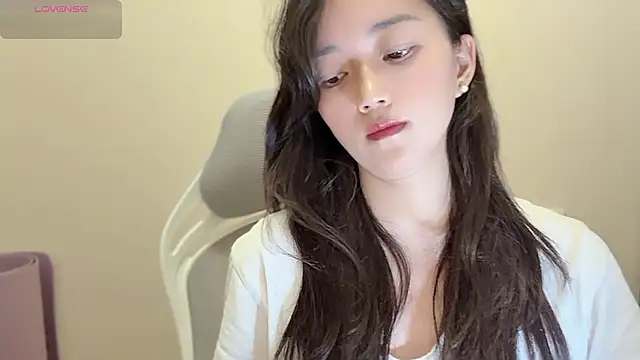 jinxiyao01 online show from June 18, 2026, 2:10 pm