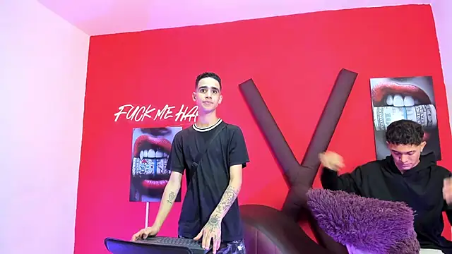 SKYN MAN online show from March 17, 2026, 1:21 am