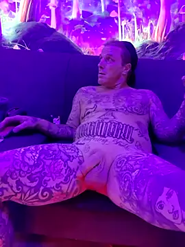 Snapshot of drednasty chatting on April 13, 2026, 1:55 am drednasty online show from April 13, 2026, 1:55 am