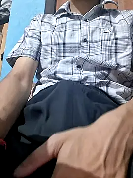 sexypenisboy online show from April 23, 2026, 10:14 am