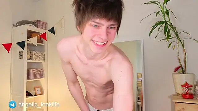 look angelic online show from May 10, 2026, 4:34 pm