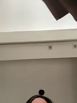 Geovana blan online show from April 10, 2026, 3:17 pm