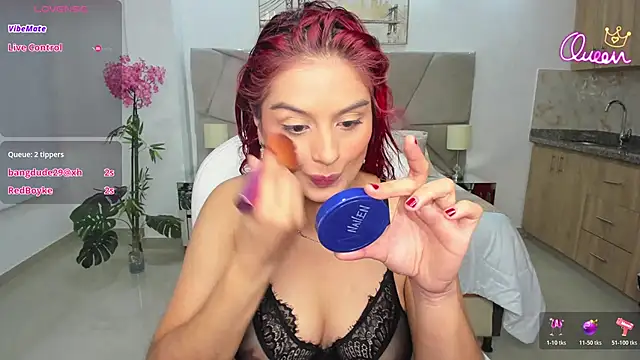 Raven-reyess online show from April 6, 2026, 9:38 pm