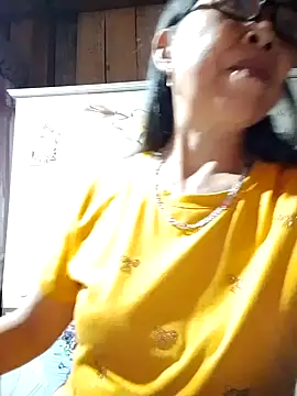 Sky-rain98 online show from April 19, 2026, 1:10 pm