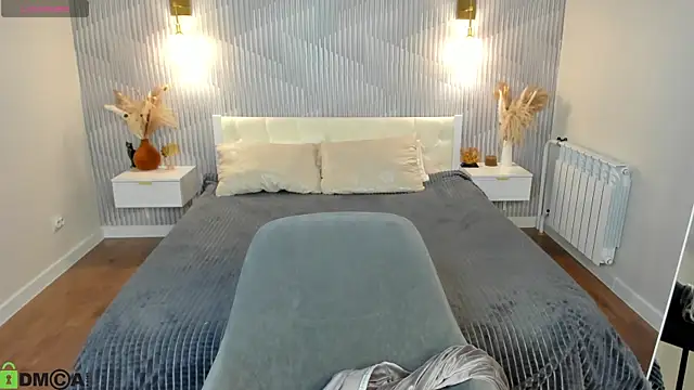 Snapshot of Crystal-Lace chatting on April 19, 2026, 1:16 am Crystal-Lace online show from April 19, 2026, 1:16 am