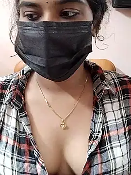 Sunitha28 online show from March 15, 2026, 1:28 pm