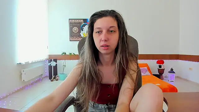 Ellina Star online show from April 20, 2026, 8:17 am