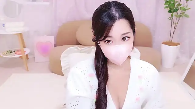 YURIKAsan  online show from April 20, 2026, 8:06 am