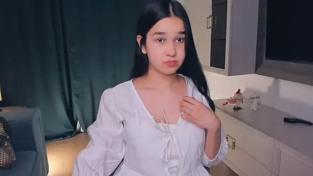 ShawtyCelina online show from April 3, 2026, 10:35 am