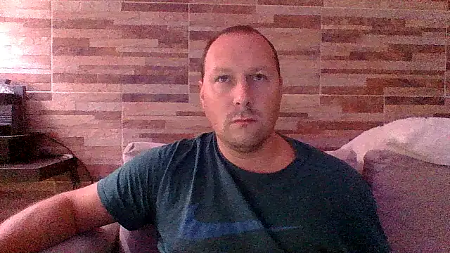 lustonfan online show from March 26, 2026, 11:49 am