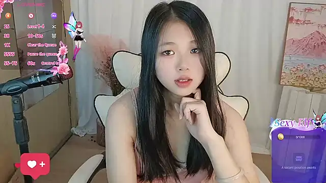 Noelle-2007 online show from March 17, 2026, 8:39 am