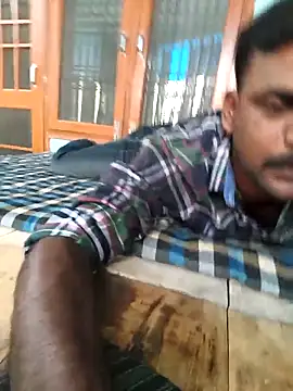akshat234556 online show from May 19, 2026, 12:44 pm