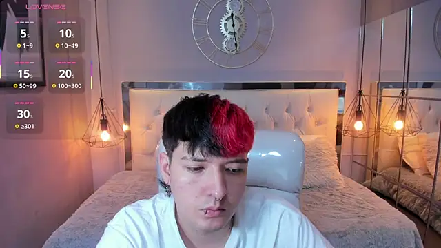 Santiago morgan online show from April 4, 2026, 10:18 pm