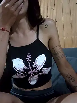 Tattixclusivee online show from March 13, 2026, 1:45 am