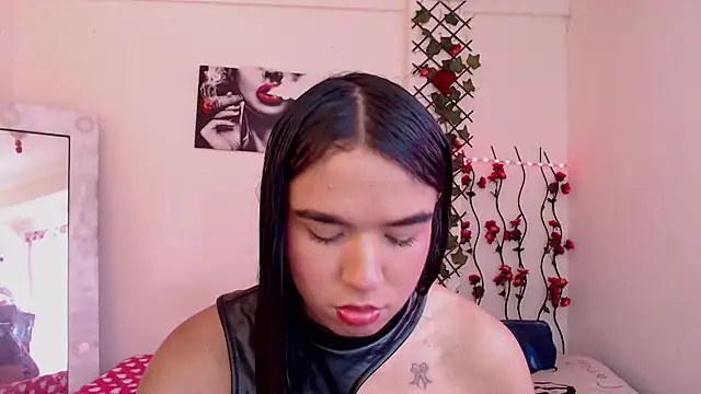 Candyy doll   online show from April 16, 2026, 7:14 pm