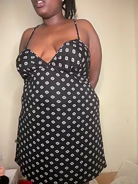 Sollybunny online show from June 19, 2026, 4:00 pm