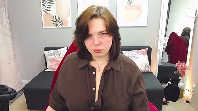 DanielaHot4u online show from April 10, 2026, 7:02 am