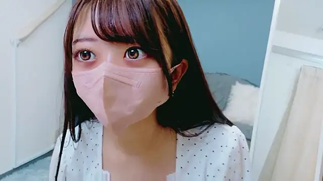 Nana-jpnk online show from May 25, 2026, 5:13 am
