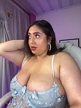 Selenee23 online show from May 29, 2026, 11:41 am