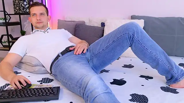 Jimmy Doss online show from April 27, 2026, 8:12 am