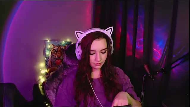 Celia Sensual  online show from May 25, 2026, 8:37 pm