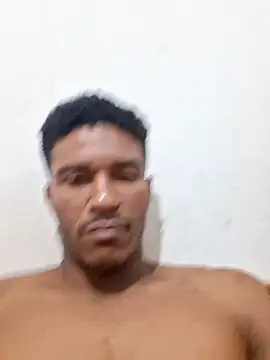 roariel online show from March 7, 2026, 1:24 am