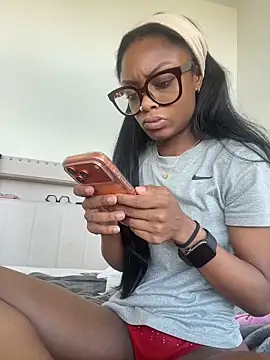 Princessssbby online show from April 13, 2026, 9:09 pm