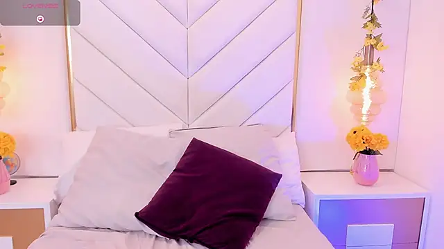 RosseSoler online show from April 13, 2026, 1:11 am