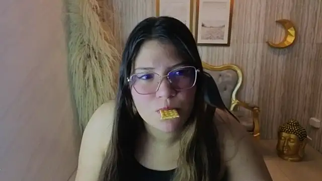 lucero s1 online show from April 5, 2026, 12:57 pm