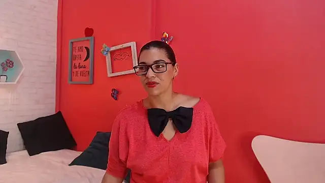 valentinadiamondp online show from March 7, 2026, 12:46 pm