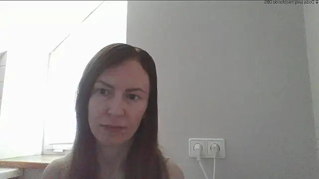 AnnaTight online show from May 5, 2026, 9:28 am