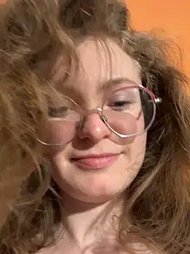 Hii Adel online show from March 25, 2026, 10:05 pm