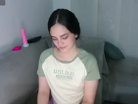 ashely jensen online show from March 29, 2026, 3:17 am