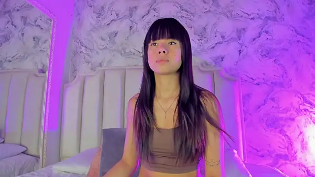 Tamara Ferrer online show from April 5, 2026, 11:18 am