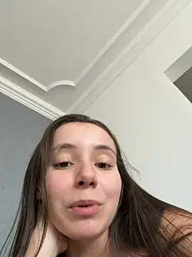 Snapshot of Ana_lys chatting on March 11, 2026, 4:35 pm Ana lys online show from March 11, 2026, 4:35 pm