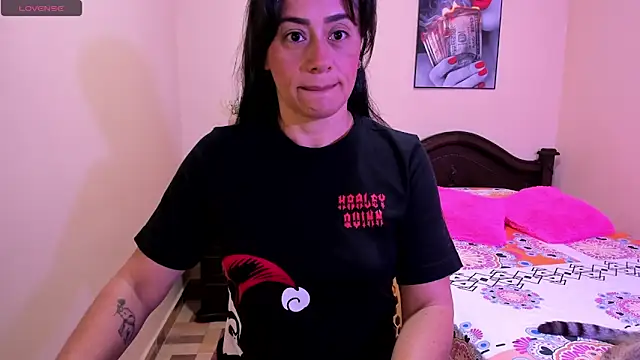sara florez12 online show from May 8, 2026, 10:53 am