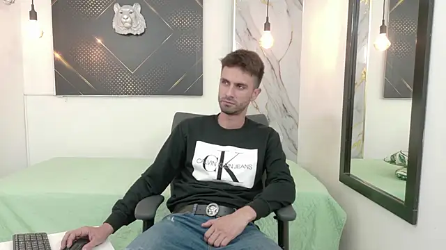 KingOfTemptation online show from May 29, 2026, 3:37 am