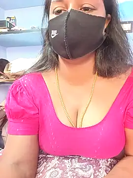 Snapshot of jothika45 chatting on March 14, 2026, 4:40 am jothika45 online show from March 14, 2026, 4:40 am