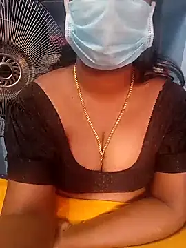 Snapshot of jothika45 chatting on March 18, 2026, 7:33 am jothika45 online show from March 18, 2026, 7:33 am