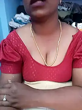 Snapshot of jothika45 chatting on March 19, 2026, 9:35 am jothika45 online show from March 19, 2026, 9:35 am
