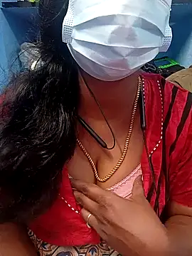 Snapshot of jothika45 chatting on March 20, 2026, 6:35 pm jothika45 online show from March 20, 2026, 6:35 pm
