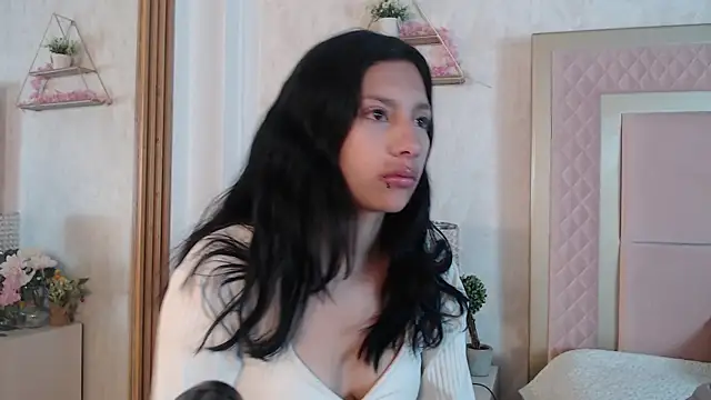 Madii  online show from April 4, 2026, 12:35 pm