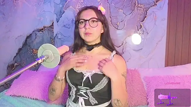 abbycandhy online show from April 19, 2026, 8:22 pm