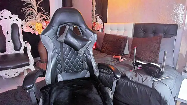 Vicky Angeel online show from April 15, 2026, 7:58 pm