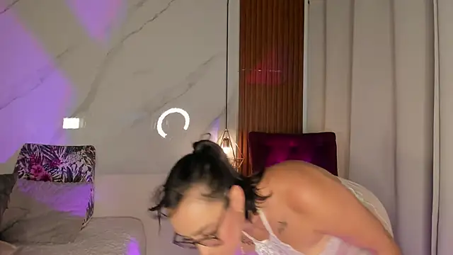 Jung-Zc online show from April 22, 2026, 9:49 pm