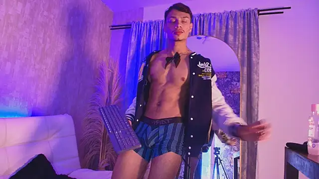 davis saint online show from April 6, 2026, 11:22 am