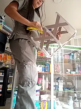 Dr Edna naughty online show from April 13, 2026, 3:50 pm