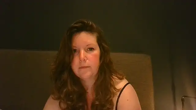 Boobiegirl91 online show from April 18, 2026, 8:09 pm