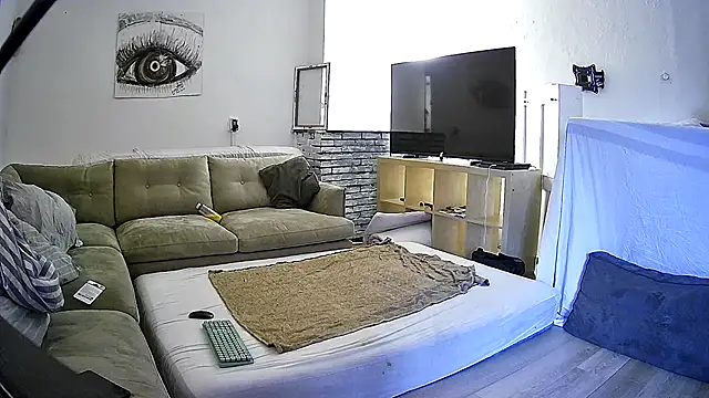 rudy25cm online show from April 2, 2026, 4:37 pm