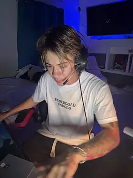 AngelLatinBoy online show from March 28, 2026, 3:06 am